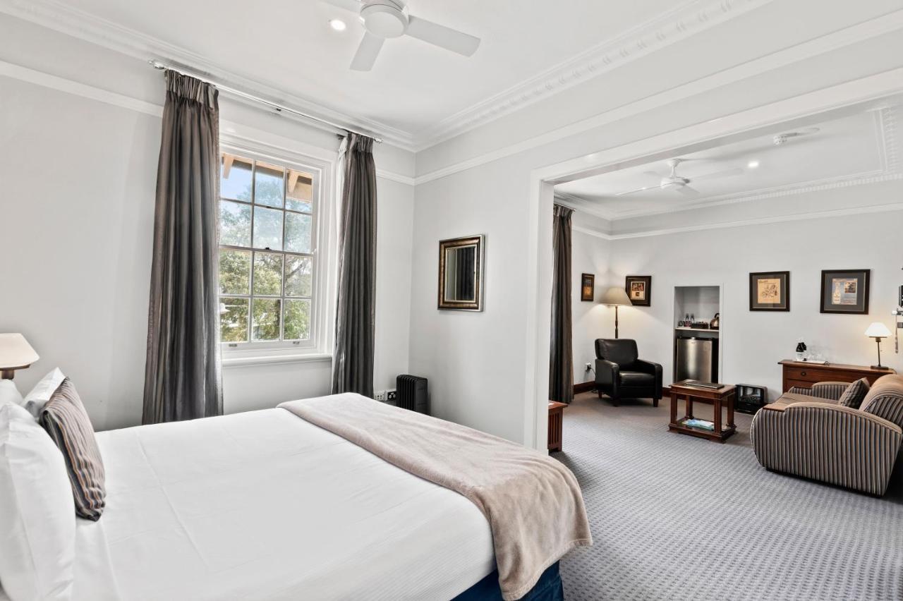 เคฟเฮาส์ โฮเต็ล แอนด์ อพาร์ตเมนต์ ยอลลิงอัพ Hotel ยัลลิงอัพ ภายนอก รูปภาพ