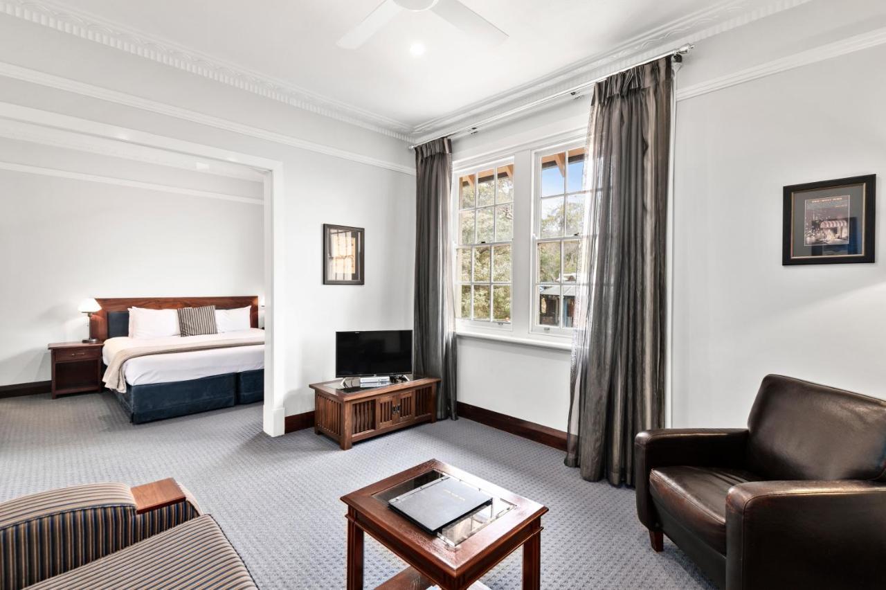 เคฟเฮาส์ โฮเต็ล แอนด์ อพาร์ตเมนต์ ยอลลิงอัพ Hotel ยัลลิงอัพ ภายนอก รูปภาพ