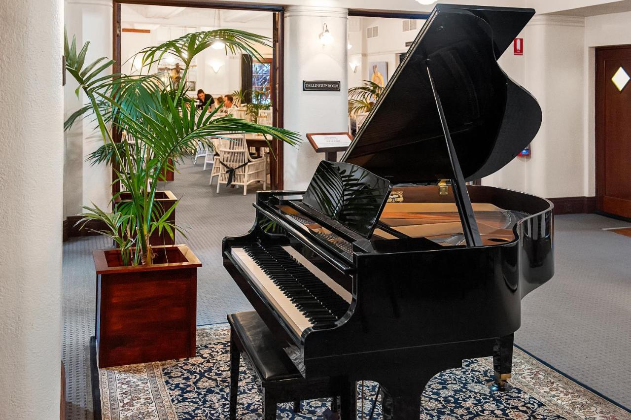 เคฟเฮาส์ โฮเต็ล แอนด์ อพาร์ตเมนต์ ยอลลิงอัพ Hotel ยัลลิงอัพ ภายนอก รูปภาพ